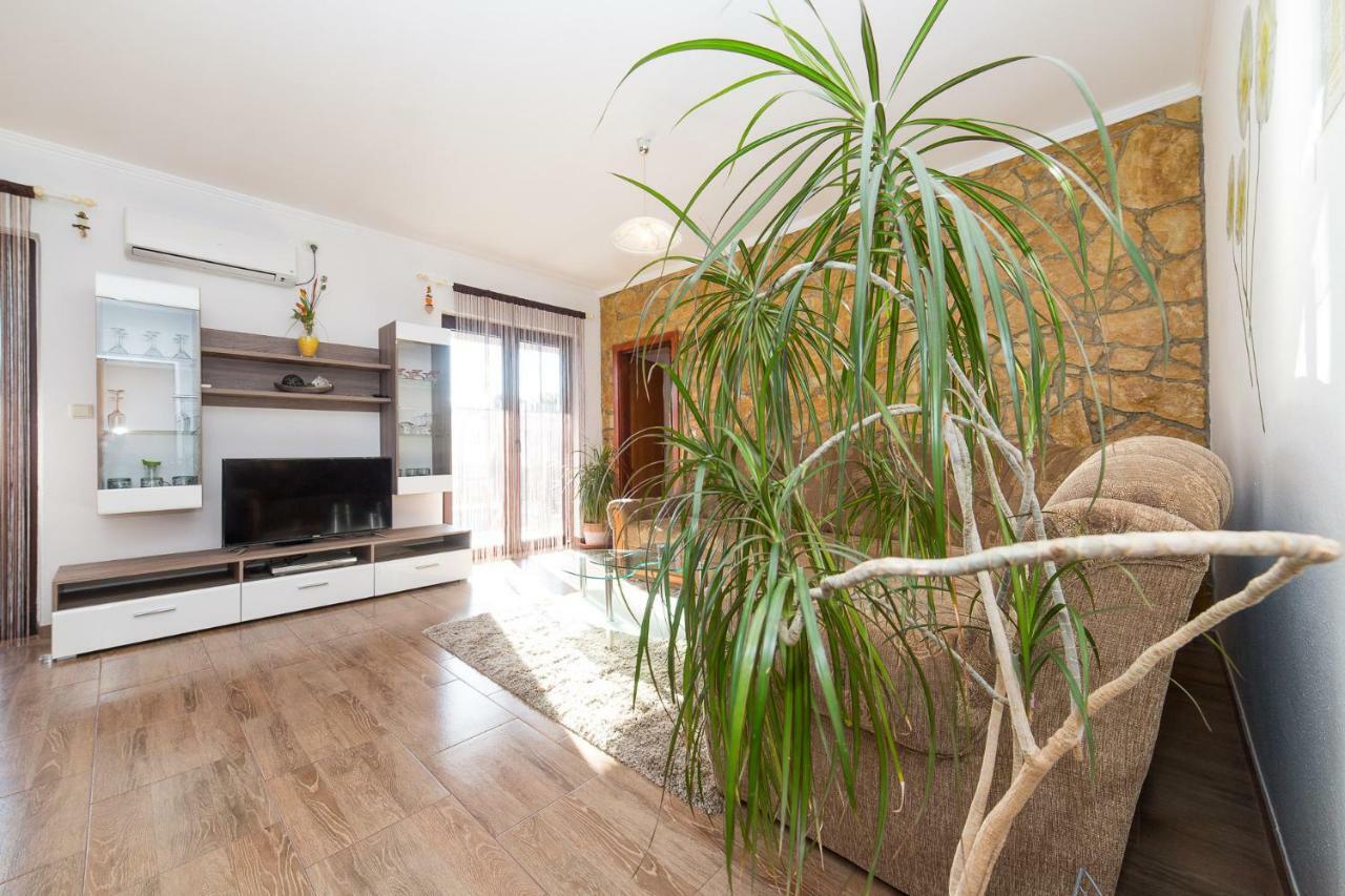 Kaštela Villa Marica מראה חיצוני תמונה