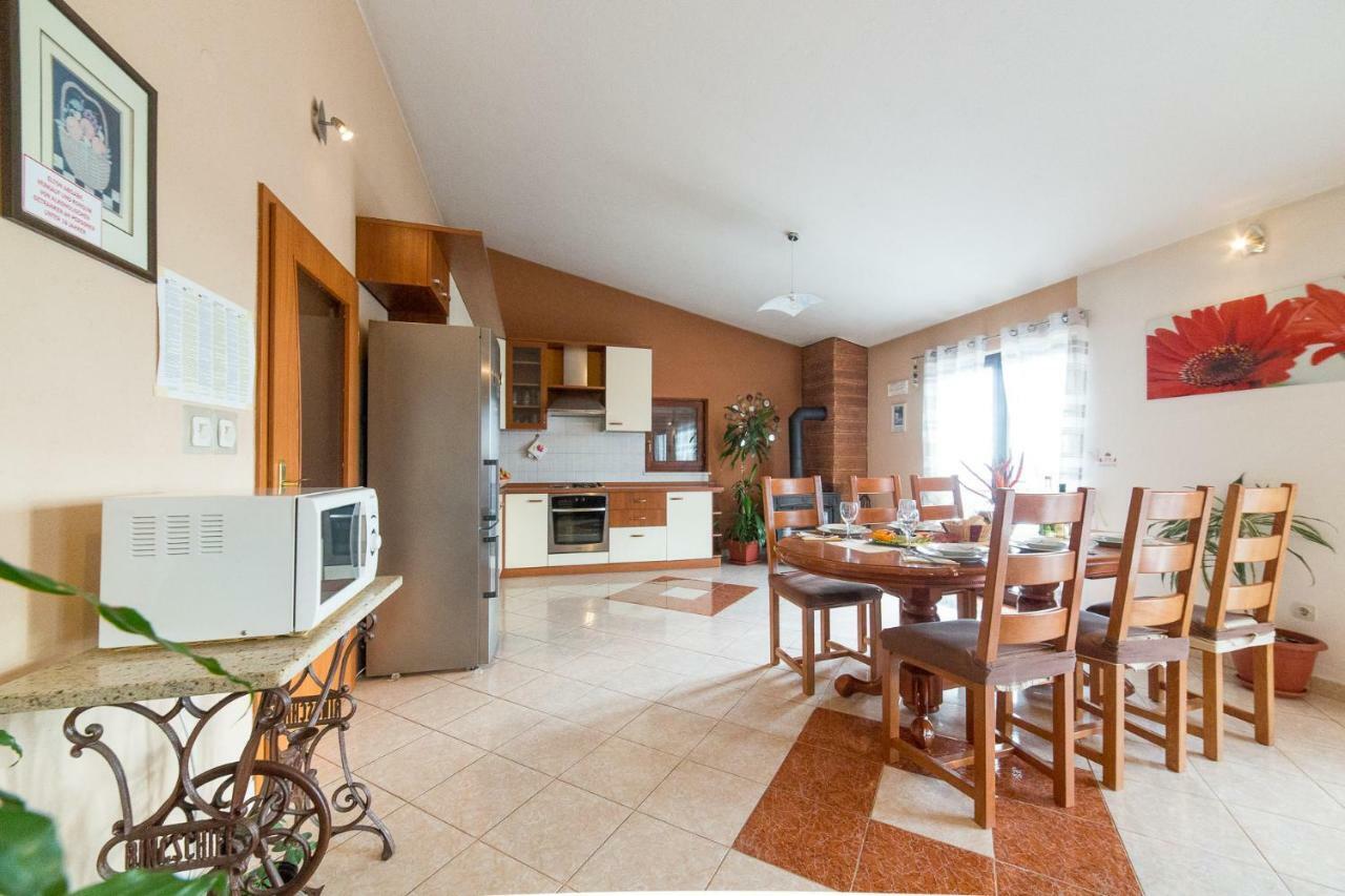 Kaštela Villa Marica מראה חיצוני תמונה